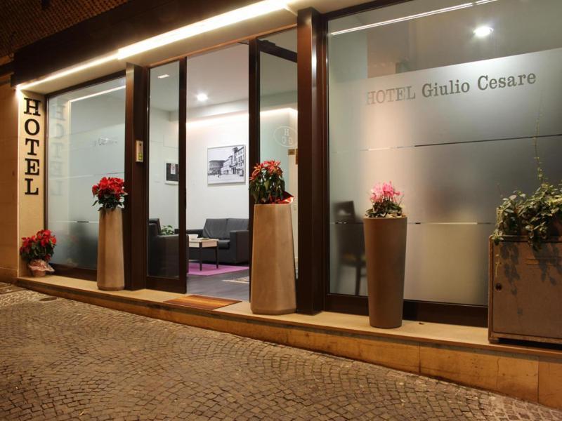 Hotel Giulio Cesare ริมินี ภายนอก รูปภาพ